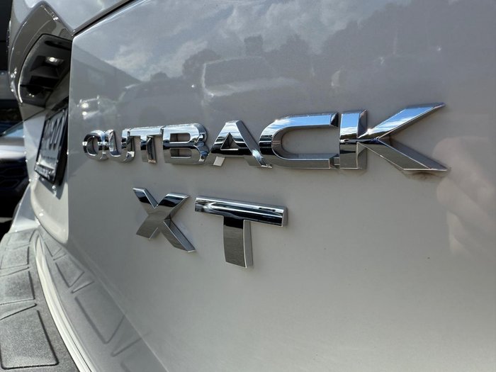 2025 Subaru Outback AWD Touring XT