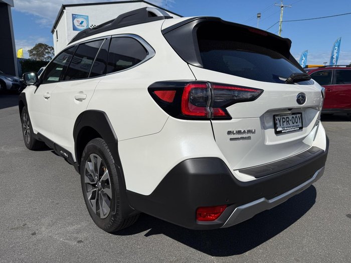 2025 Subaru Outback AWD Touring XT