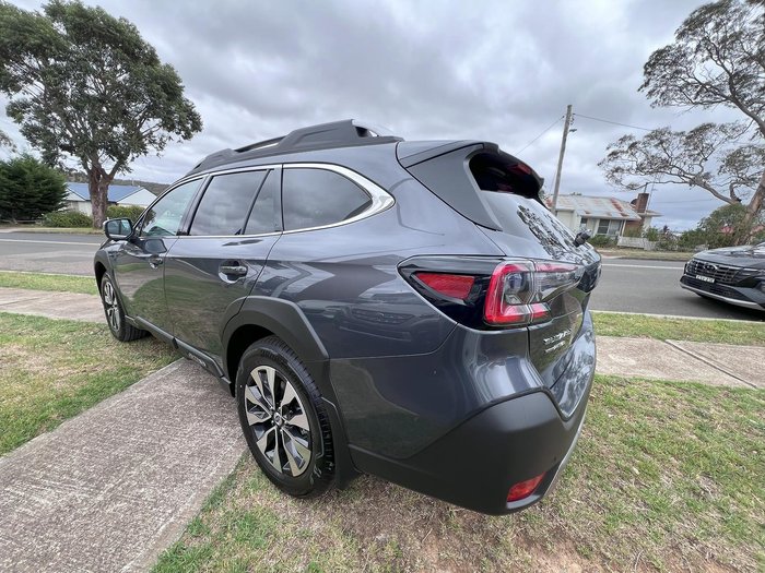 2024 Subaru Outback AWD Touring