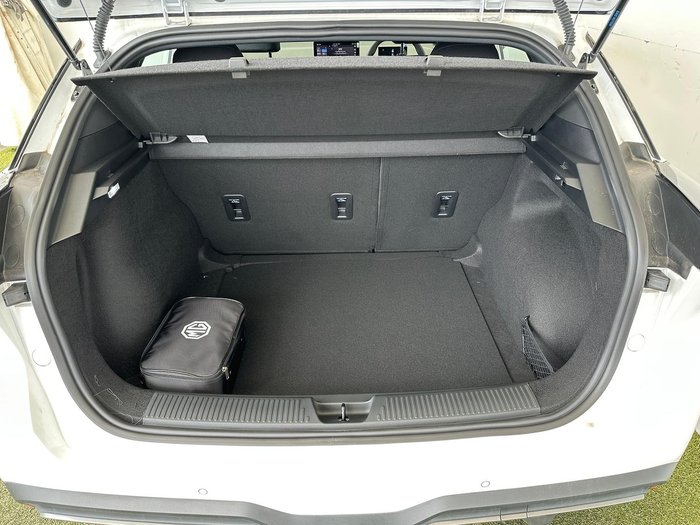 2024 MG MG4 Excite 51