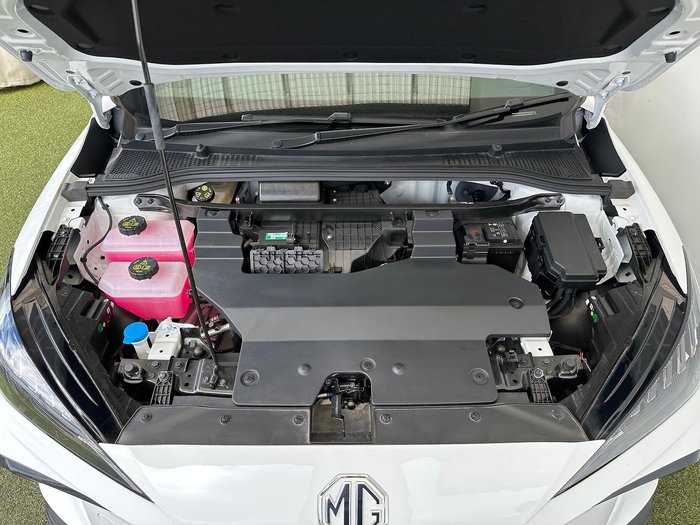 2024 MG MG4 Excite 51