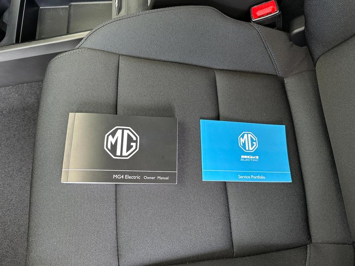 2024 MG MG4 Excite 51
