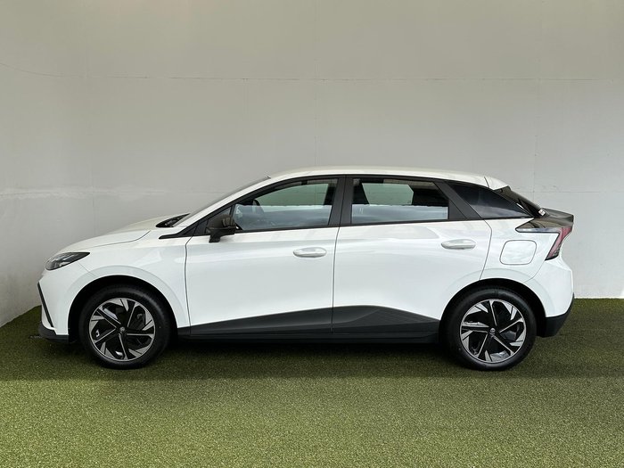 2024 MG MG4 Excite 51
