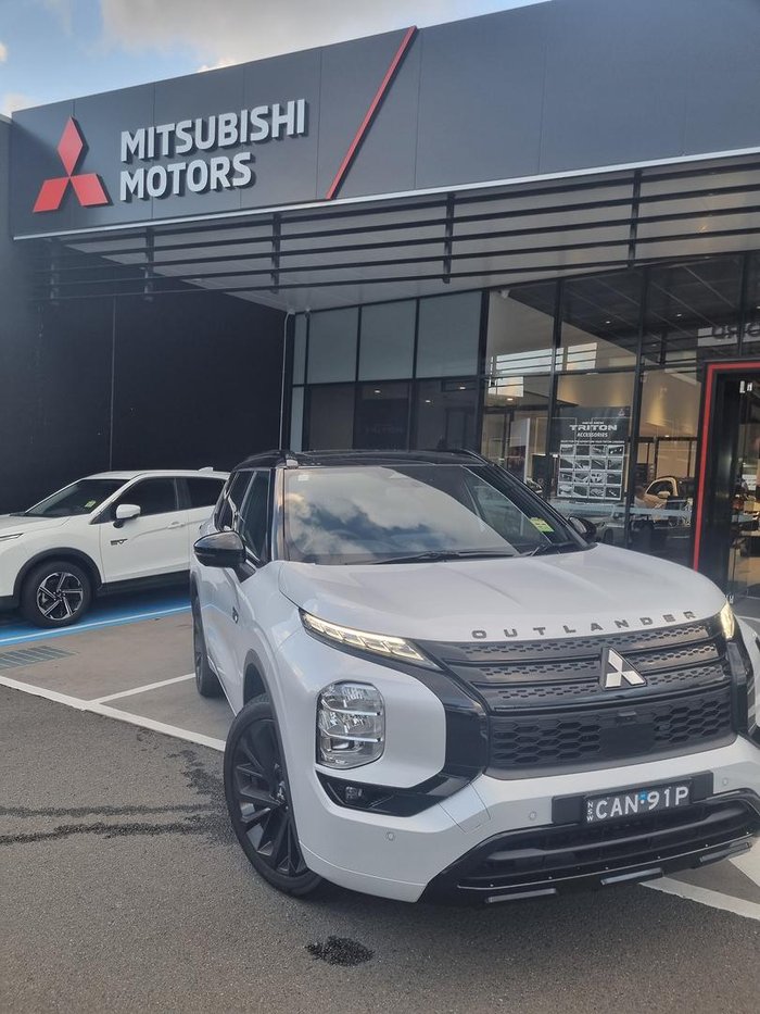 2024 Mitsubishi Outlander PHEV GSR