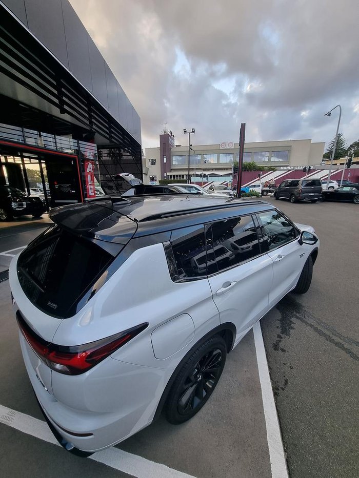 2024 Mitsubishi Outlander PHEV GSR