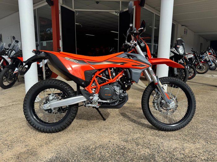 2024 KTM 690 Enduro R