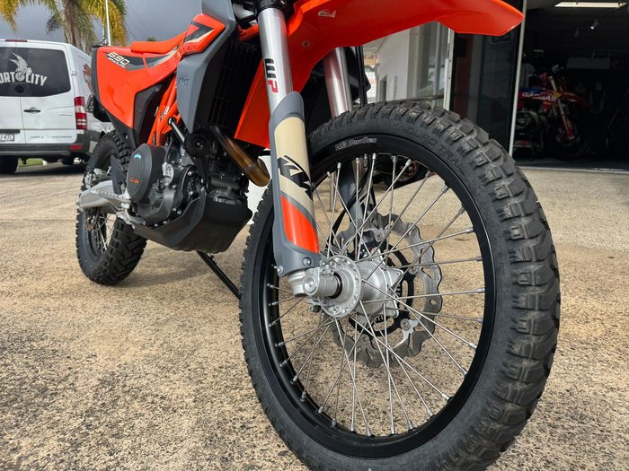2024 KTM 690 Enduro R