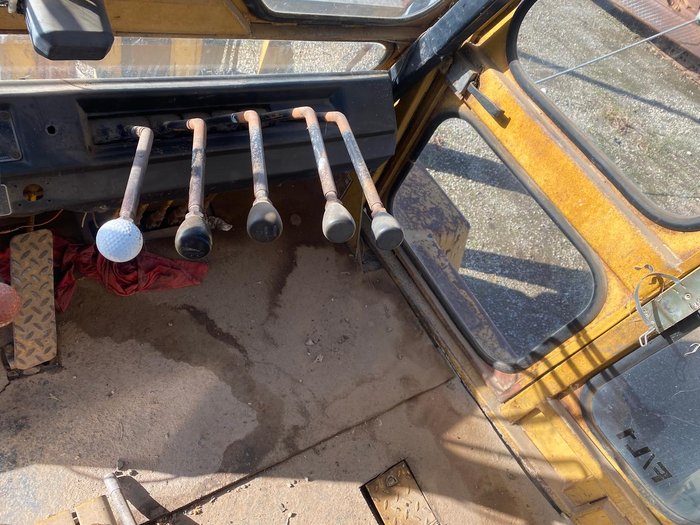 1984 Caterpillar V300b