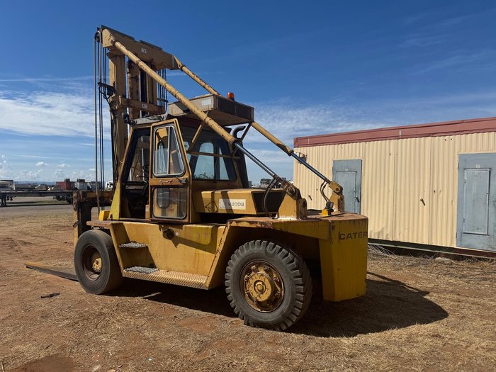 1984 Caterpillar V300b