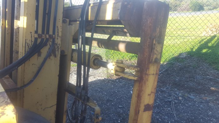 1984 Caterpillar V300b