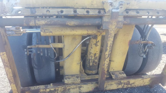 1984 Caterpillar V300b