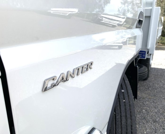 2024 Fuso Canter 615 Tipper white