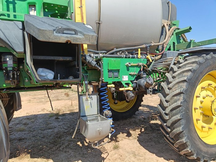 2019 John Deere R4060 Green