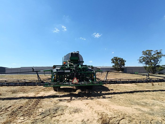 2019 John Deere R4060 Green
