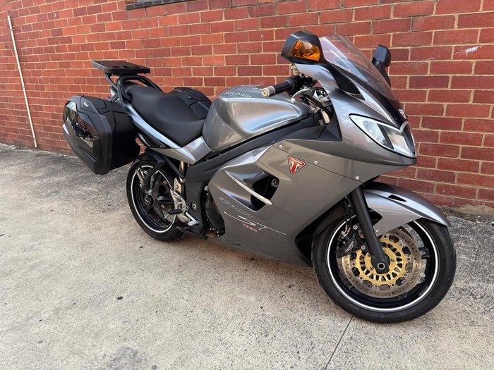 2008 Triumph Sprint ST 1050