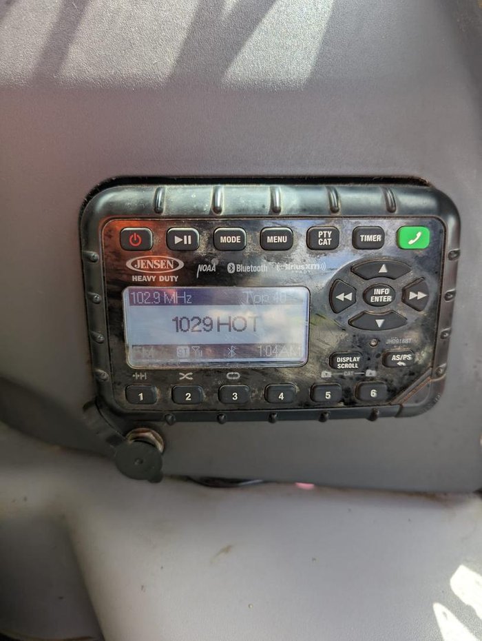 2022 Kubota Svl75 Orange