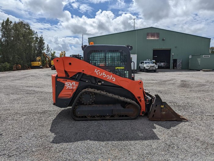 2022 Kubota Svl75 Orange