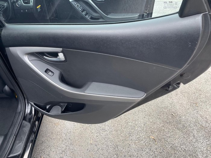 2014 Hyundai Elantra Premium MD3 Phantom Black