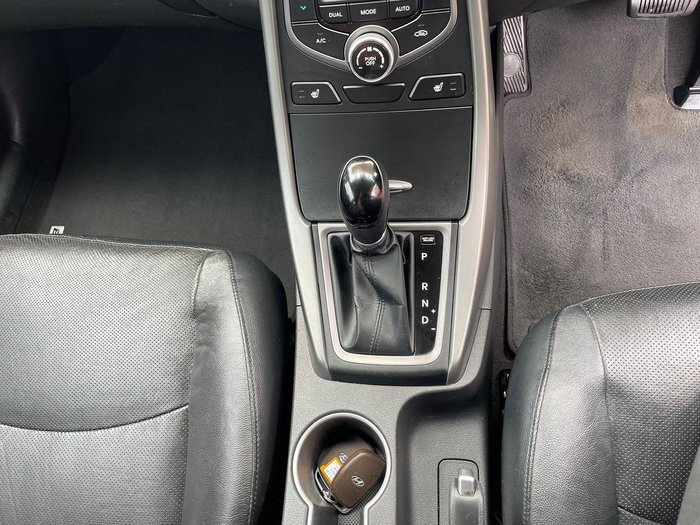 2014 Hyundai Elantra Premium MD3 Phantom Black