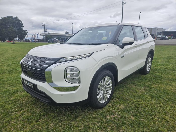 2024 Mitsubishi Outlander PHEV ES