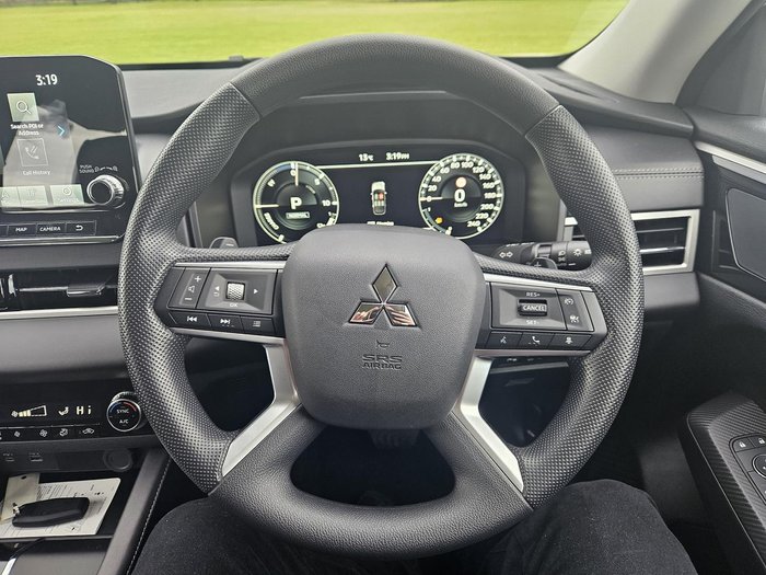 2024 Mitsubishi Outlander PHEV ES