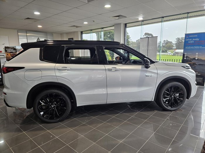 2024 Mitsubishi Outlander PHEV GSR ZM MY24 AWD White Diamond with Black Mica Roof