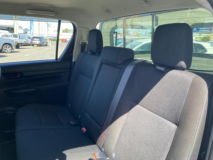 2019 Toyota Hilux SR
