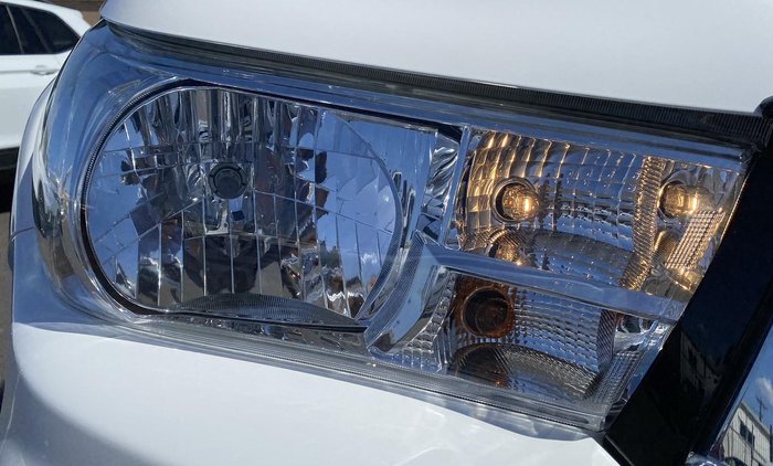 2019 Toyota Hilux SR