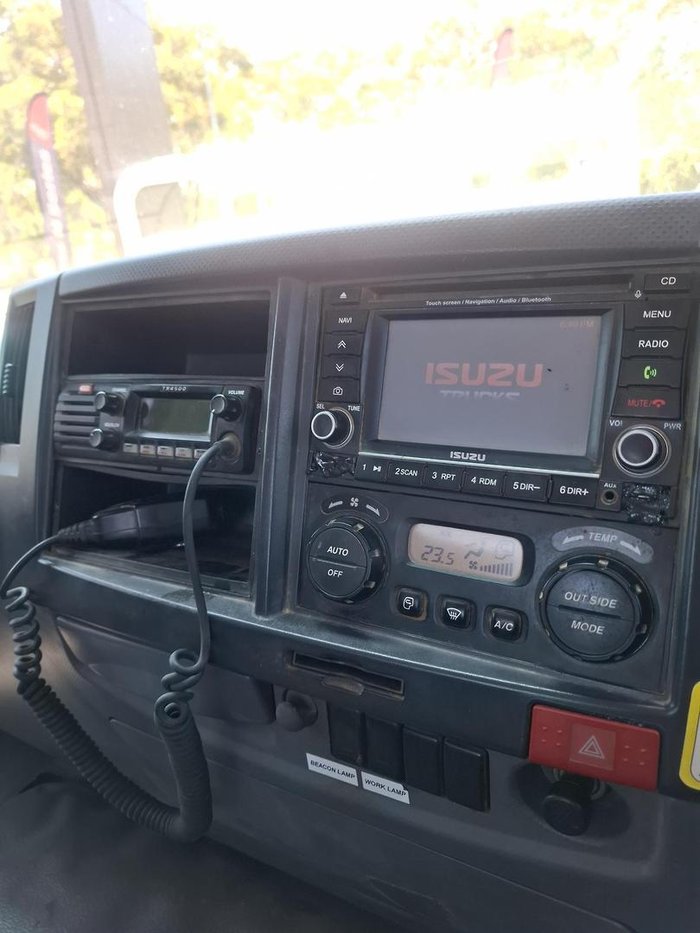 2012 Isuzu Gxd 165-350 PRIME MOVER
