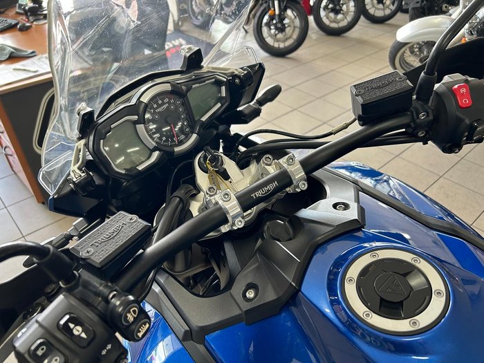 2017 Triumph Tiger Explorer XCx Tiger Blue