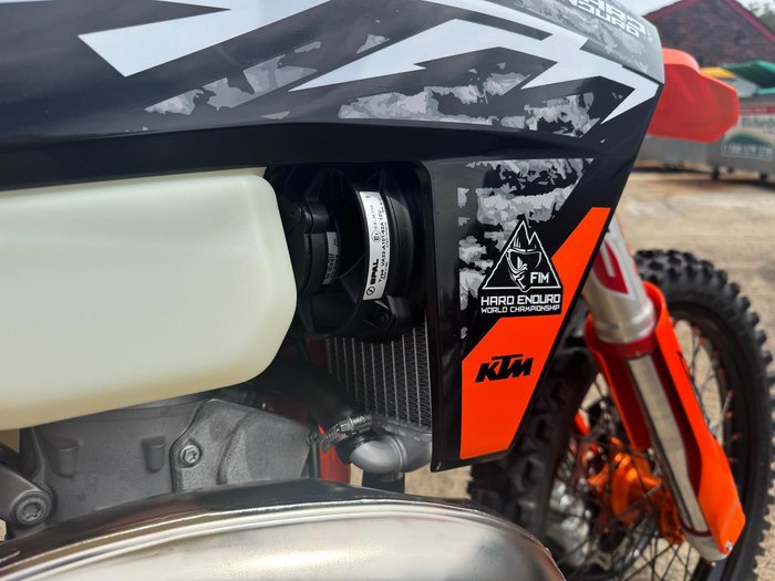 2025 KTM 300 EXC TBI Hardenduro EXC TBI Orange