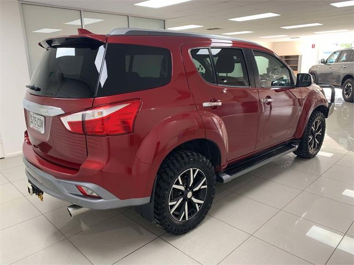 2020 Isuzu MU-X LS-T