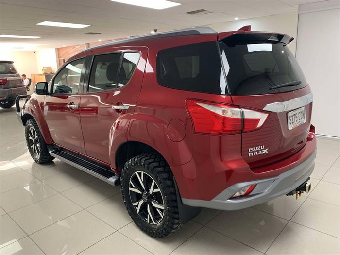 2020 Isuzu MU-X LS-T