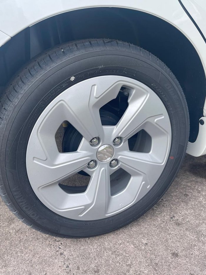 2024 Suzuki Swift Hybrid Plus UZ Pure White