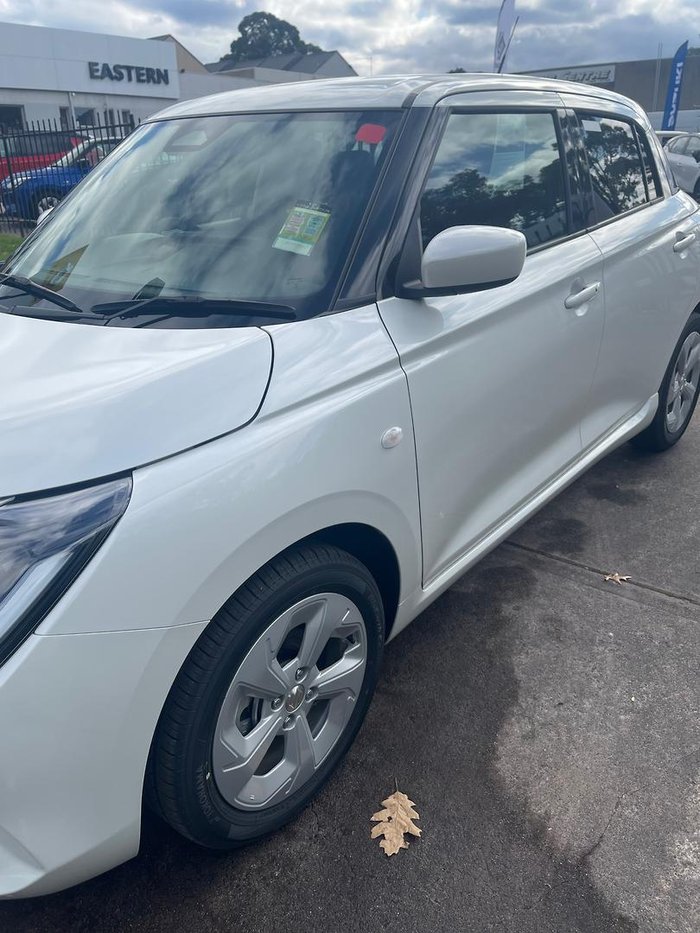 2024 Suzuki Swift Hybrid Plus UZ Pure White