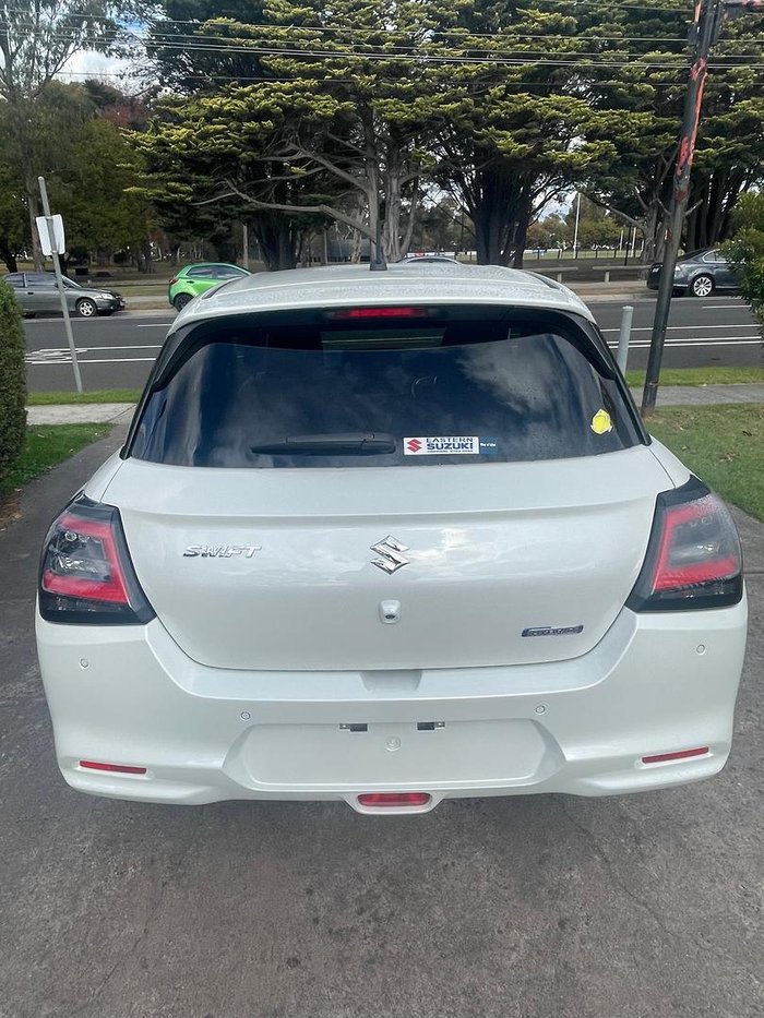 2024 Suzuki Swift Hybrid Plus UZ Pure White