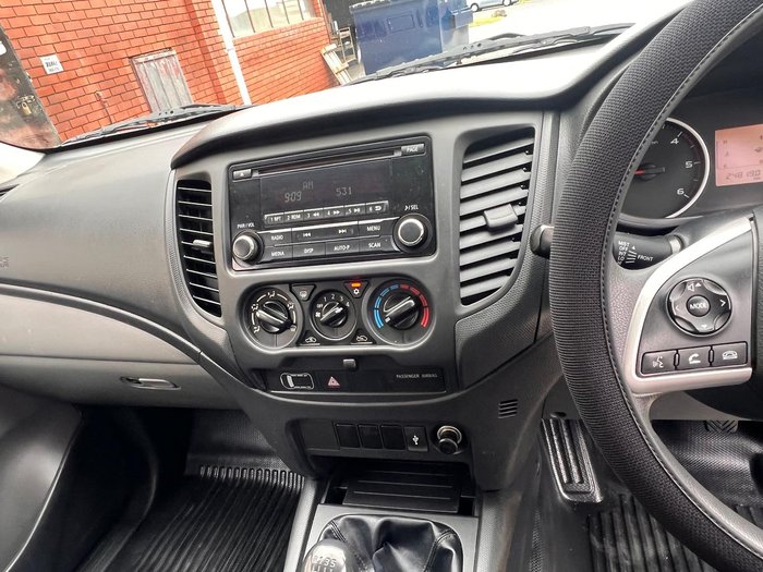 2016 Mitsubishi Triton GLX MQ MY16 4X4 Dual Range White