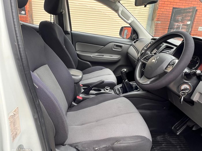 2016 Mitsubishi Triton GLX MQ MY16 4X4 Dual Range White