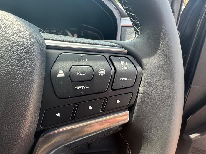 2025 Isuzu D-MAX LS-U