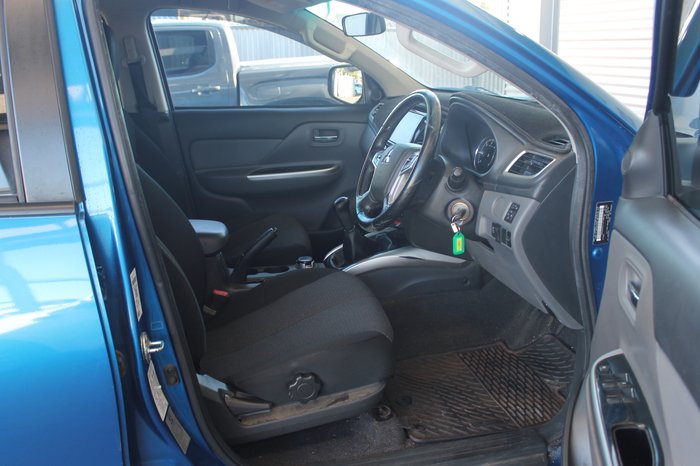 2017 Mitsubishi Triton GLS