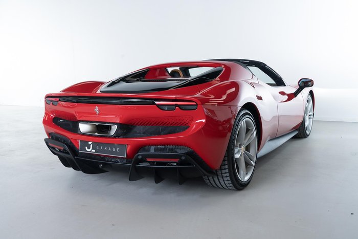 2023 Ferrari 296 GTS F171 Rosso Corsa