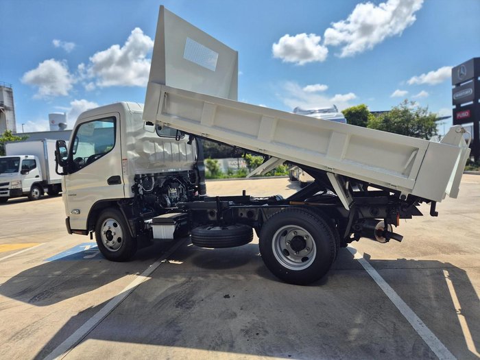 2025 Fuso Canter 615 Tipper