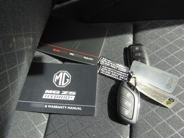 2025 MG ZS Essence Hybrid+