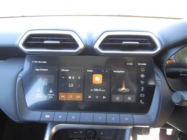 2025 MG ZS Essence Hybrid+