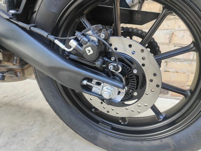 2025 TRIUMPH SCRAMBLER 400 X DUAL PURPOSE BLACK