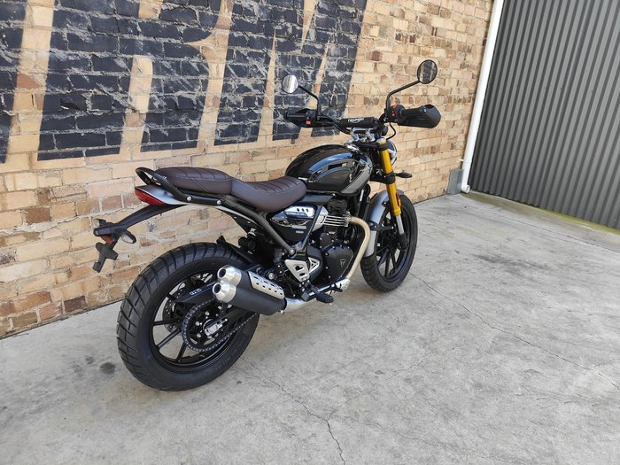 2025 TRIUMPH SCRAMBLER 400 X DUAL PURPOSE BLACK