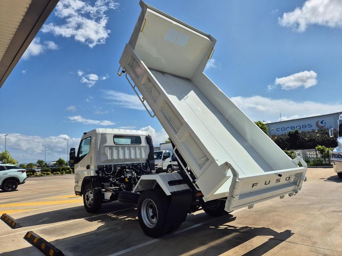 2025 Fuso Canter 815 Tipper