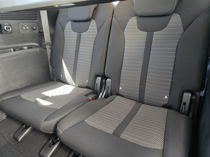 2025 Kia Sorento Sport