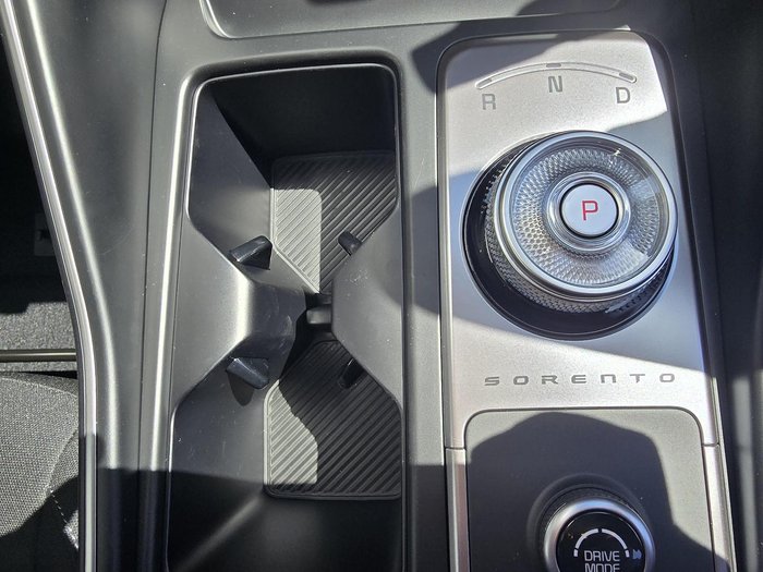 2025 Kia Sorento Sport