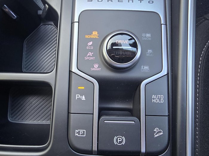 2025 Kia Sorento Sport